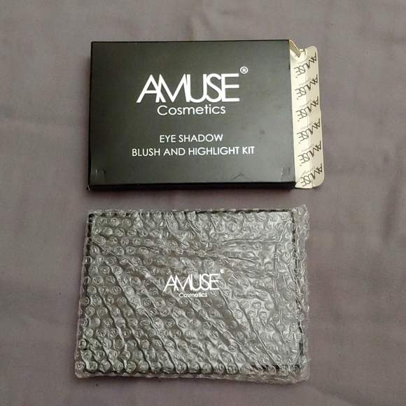 NWT AMUSE COSMETICS * EYE SHADOW * BLUSH & HIGHLIGHT KIT * 22 COLORS - Picture 3 of 4